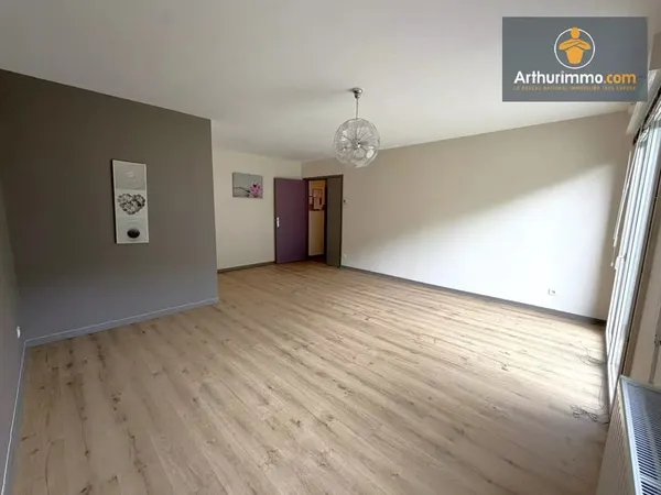 Compiègne, Appartement avec terrasse et jardin privatif.