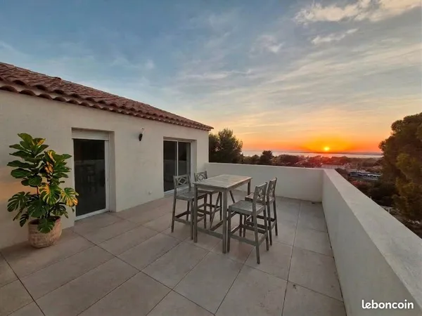 T3 refait à neuf terrasse avec vue