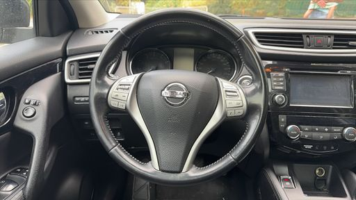 Nissan Qashqai 1.2 DIG-T 115 2WD - N-Connecta – 2015 – 100517 km – Essence – Boîte Manuelle — photo 26