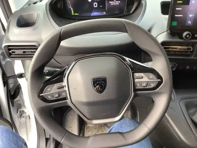 Peugeot Partner fourgon m 650 kg bluehdi 100 s&amp;s bvm6 — photo 9