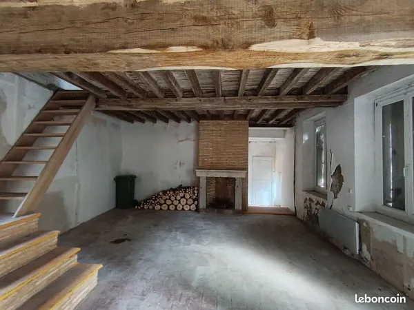 Authentique maison à 1h45 de Paris par A77 Saint Amand en Puisaye