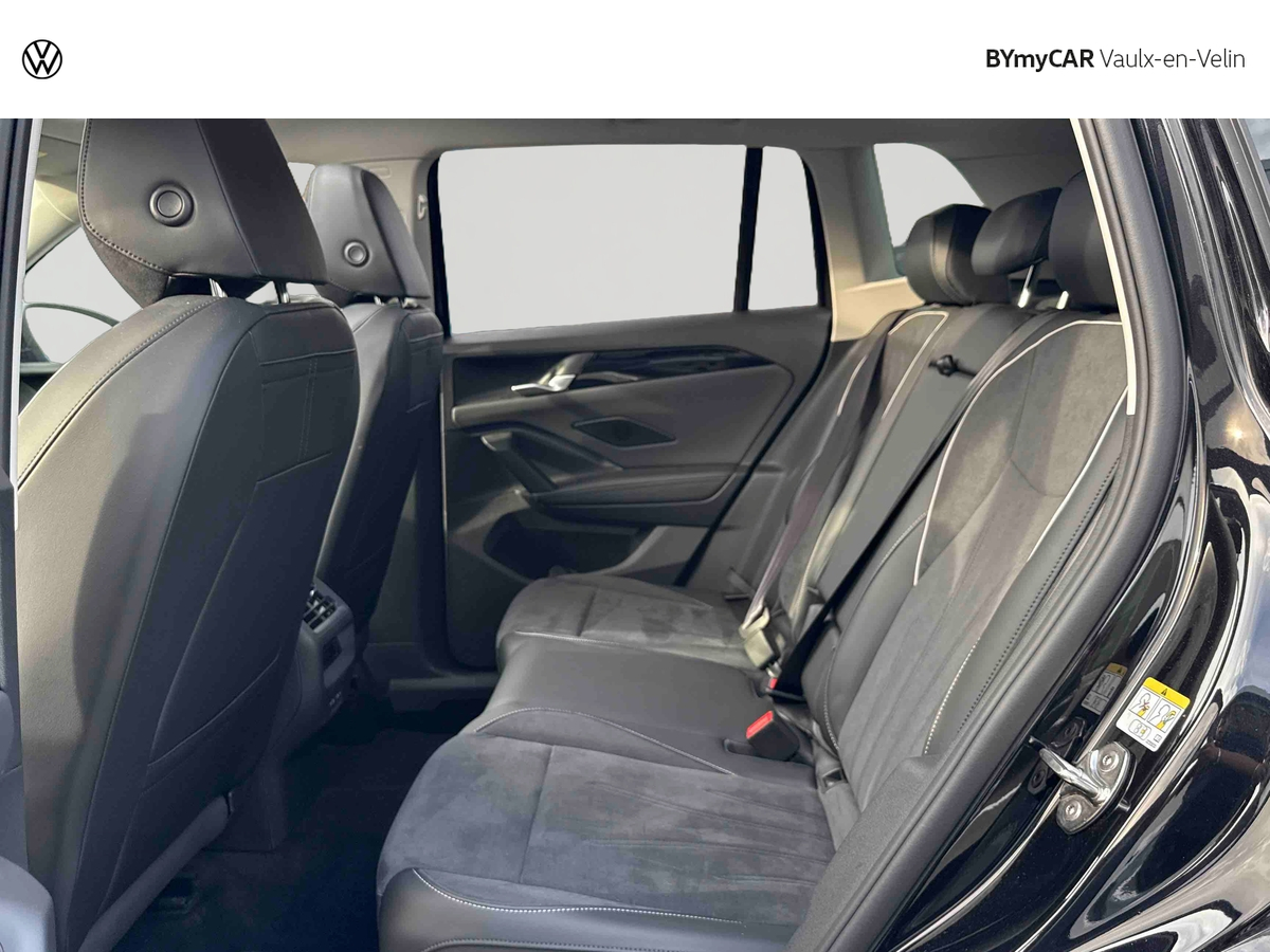 Volkswagen Tiguan 1.5 eHybrid 272ch DSG6 — photo 12