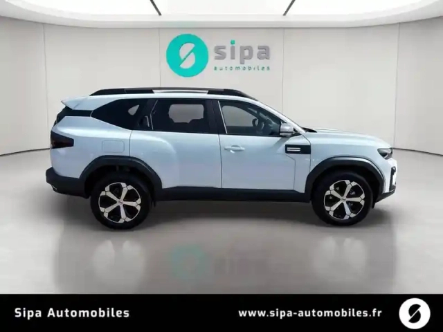 Dacia Bigster mild hybrid-g 140 — photo 6