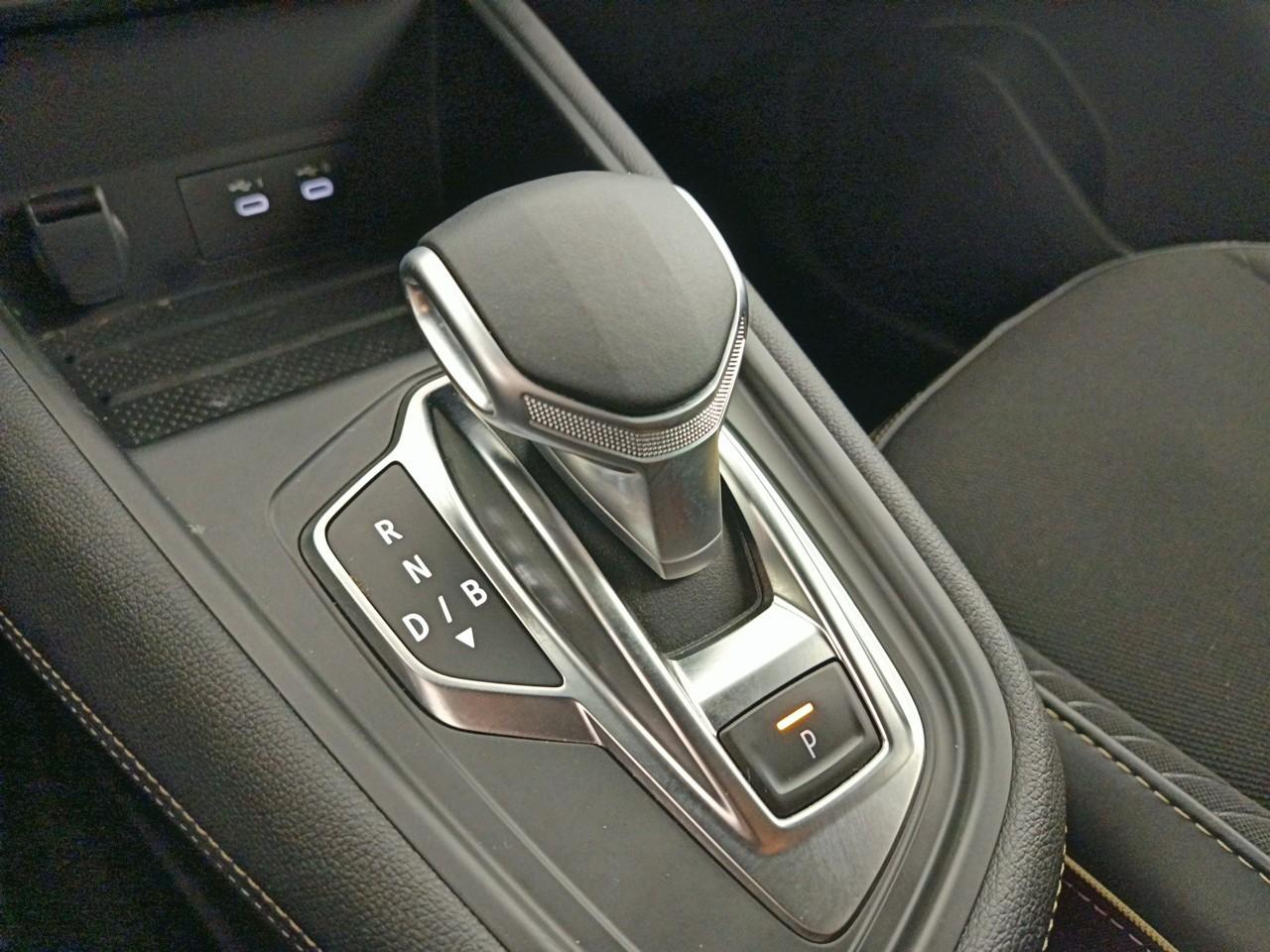 Renault Symbioz e-tech full hybrid 145 iconic — photo 29