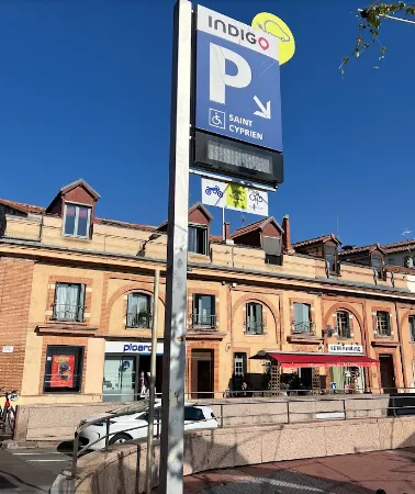 Parking 13 m²