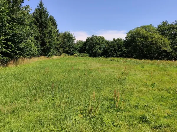 Terrain en individuel 1380 m²
