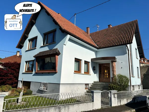 Maison 8 pièces 210 m²
