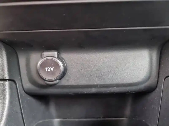 Citroën C3 puretech 83 s&amp;s bvm5 — photo 25