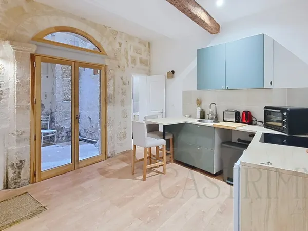 Appartement rénové 2 pièces 28 m²