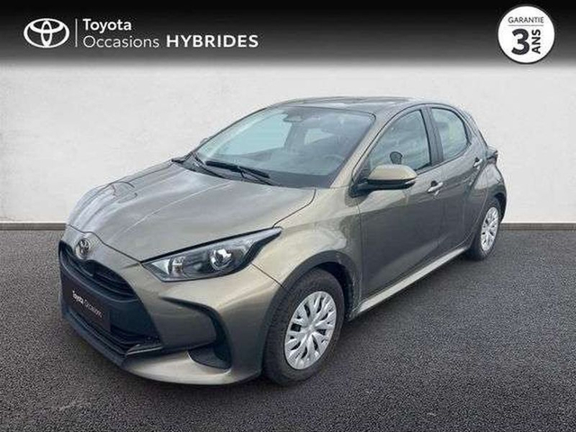 Toyota YARIS Toyota Yaris 116h Dynamic 5p MC24