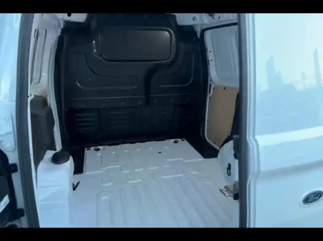 Ford Transit Courier 1.5 tdci 75ch stop&amp;start trend business — photo 11
