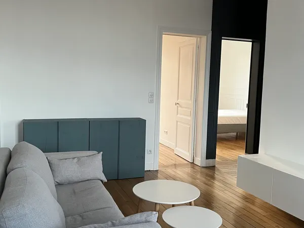 Location meublée 3 pièces de 52m² dans l'hypercentre de Colombes