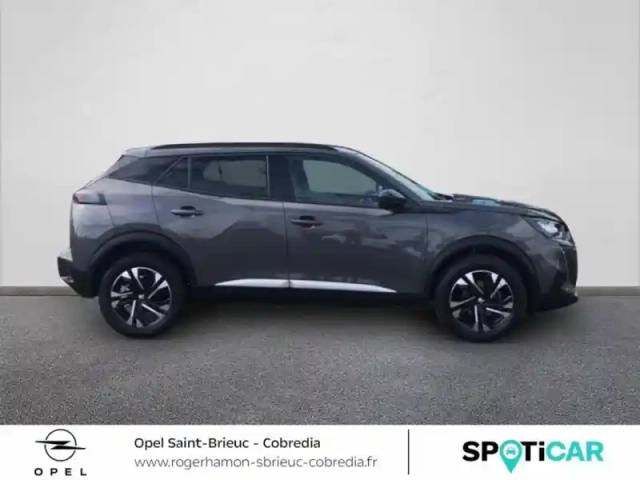 Peugeot 2008 1.2 puretech 100ch s&amp;s allure — photo 4