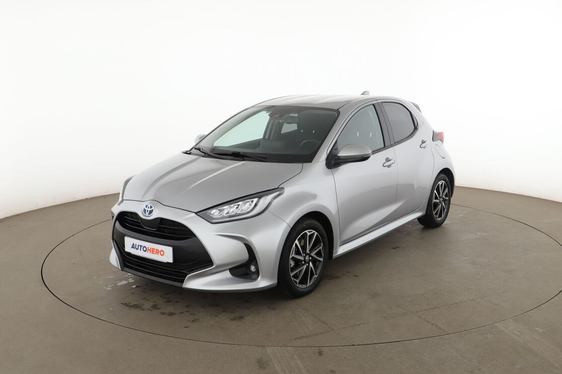 Toyota Yaris 1.5 Hybrid Design — photo 1