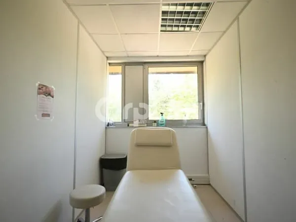 Bureaux 128 m²