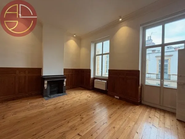 Bureau et espace de travail Location Toulouse 65m² 1667€
