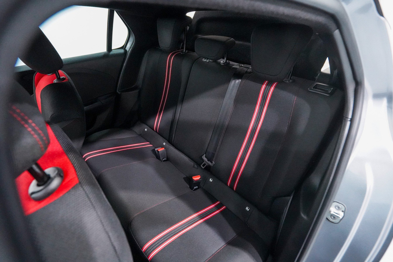 Opel Corsa — photo 29