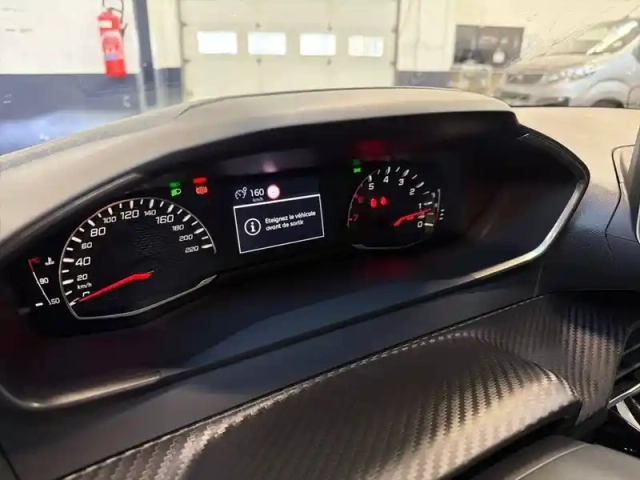 Peugeot 208 100 s&amp;s bvm6 — photo 10