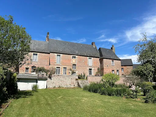 Château 12 pièces 325 m²