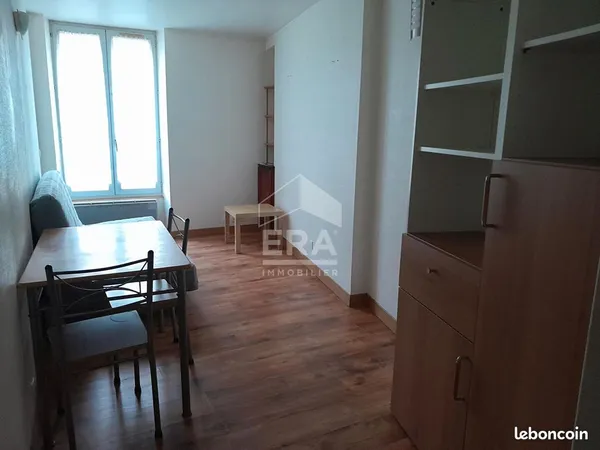 Studio 1 pièce 20 m²