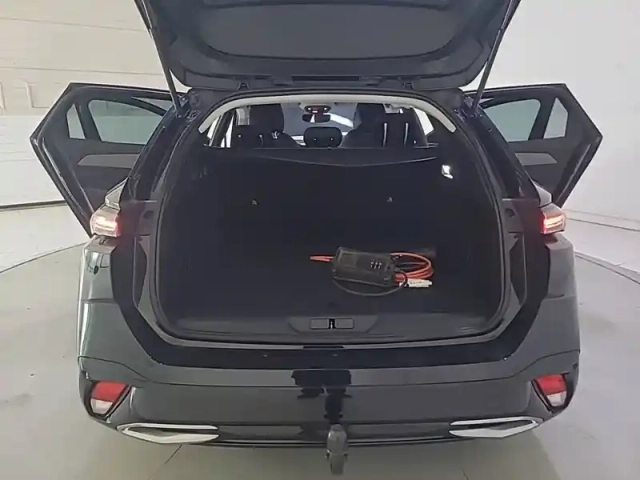 Peugeot 308 sw phev 180 e-eat8 — photo 26