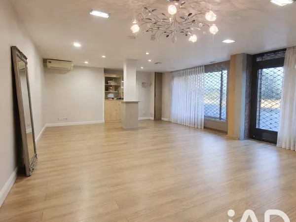 Immeuble 100 m²