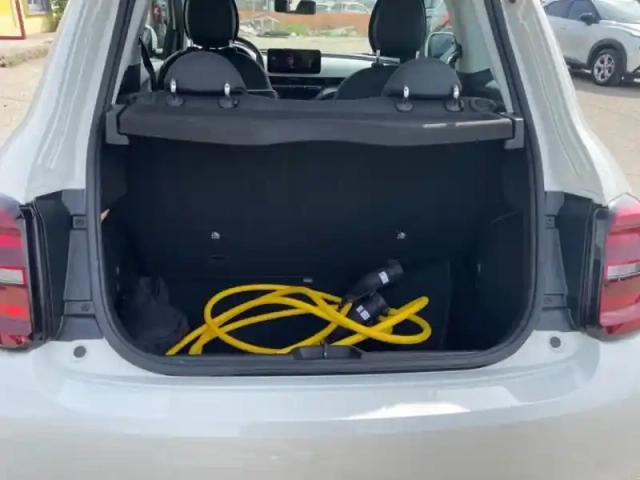 Fiat 500 e 118ch my23 — photo 6