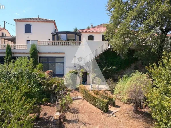 Villa 5 pièces 152 m²