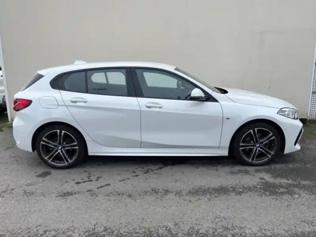 Bmw Serie 1 série 1 116ia 109ch m sport dkg7 — photo 3