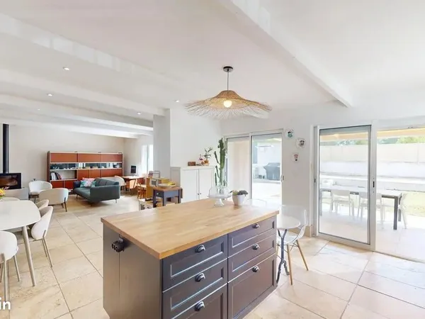 Maison 6 pièces 154 m²