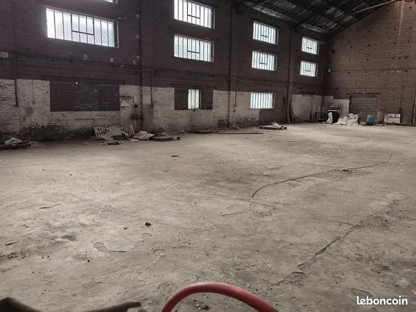 Entrepôt de 500 m2