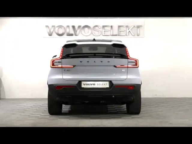 Volvo C40 recharge extended range 252ch ultimate — photo 20