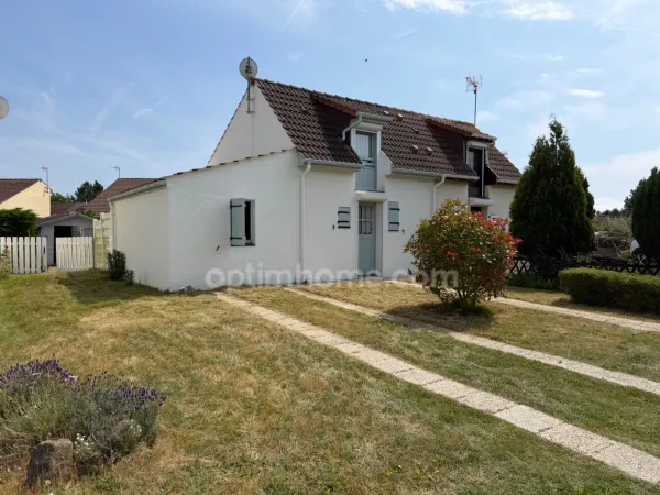 Charmante maison meublée à Sainte-Cécile-Plage - À seulement 1 km de la plage