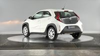 Toyota Aygo X 1.0 VVT-i 72ch Dynamic MY24 — photo 8