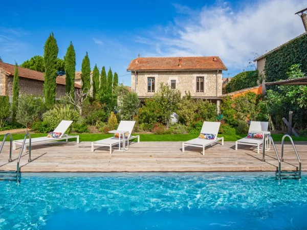 maison/villa 8 pièces