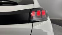 Peugeot 208 1.2 PureTech 75ch S&S Like — photo 29