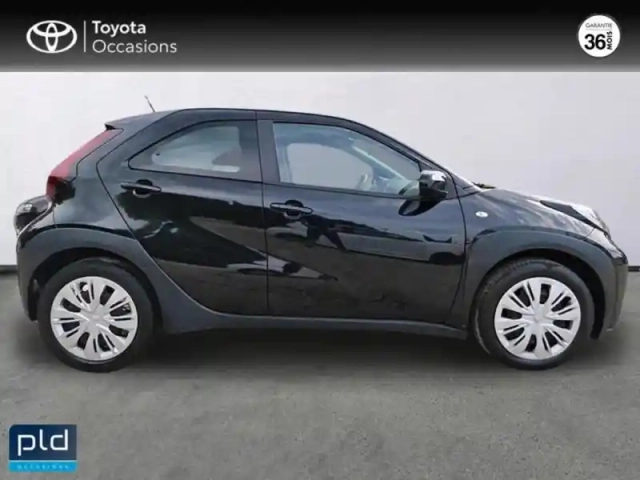 Toyota Aygo x 1.0 vvt-i 72ch dynamic — photo 4