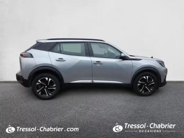 Peugeot 2008 puretech 130 s&amp;s bvm6 allure — photo 6