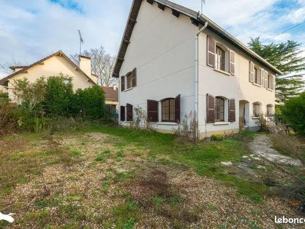 Maison 8 pièces 190 m²