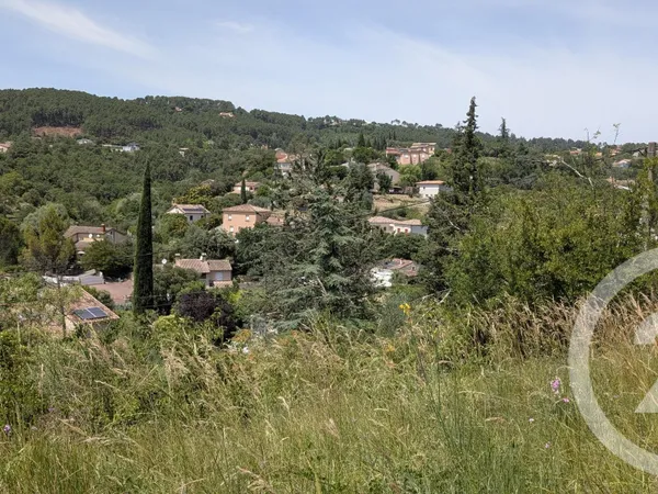 Terrain 1400 m²