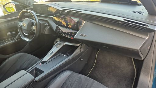 Peugeot 408 1.2 Puretech 130 EAT8 - GT – 2024 – 43396 km – Essence – Boîte Automatique — photo 31