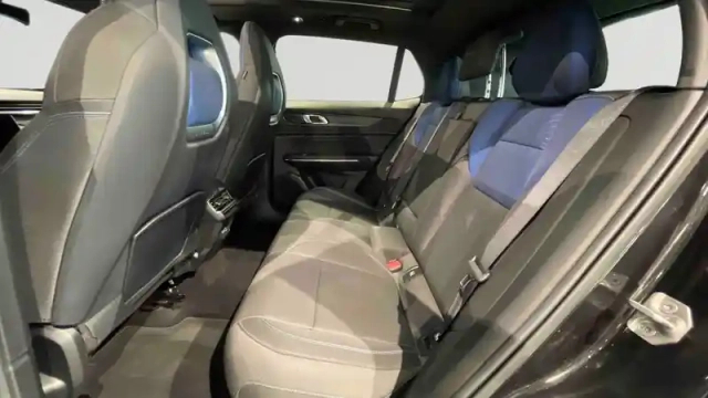 Lynk&Amp;Co 01 1.5 phev 261 ch dcth7 — photo 21