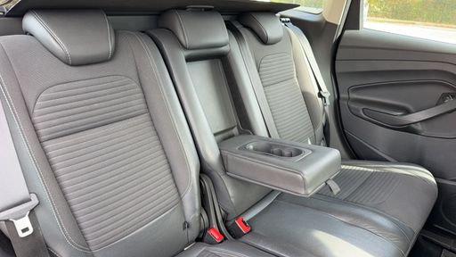 Ford Kuga 2.0 TDCI 150 - Titanium – 2017 – 140083 km – Diesel – Boîte Manuelle — photo 43