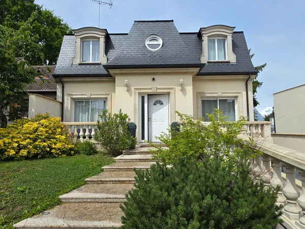 Maison 6 pièces 142 m²
