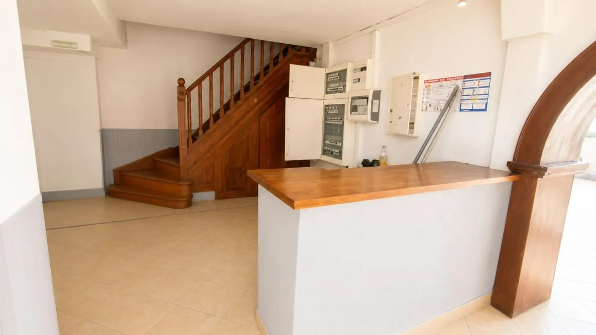 Photo 7