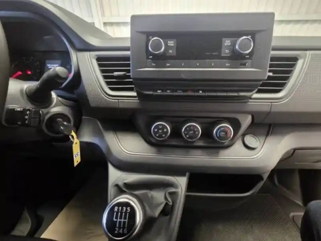 Renault Trafic fgn l1h1 3t blue dci 130 gsr2 — photo 12