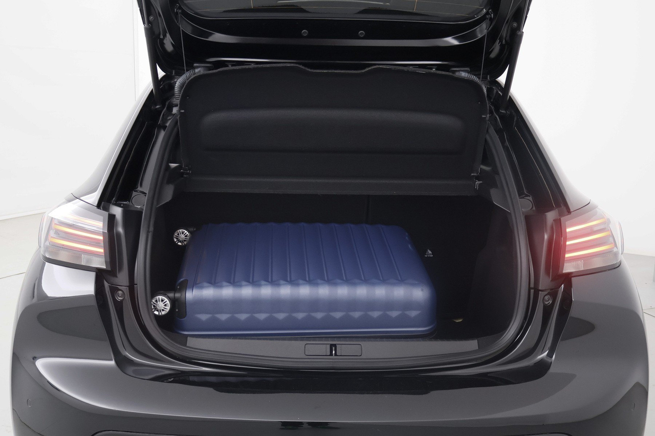 Peugeot 208 — photo 15