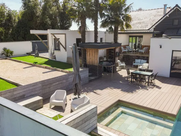 Maison 4 pièces 166 m²