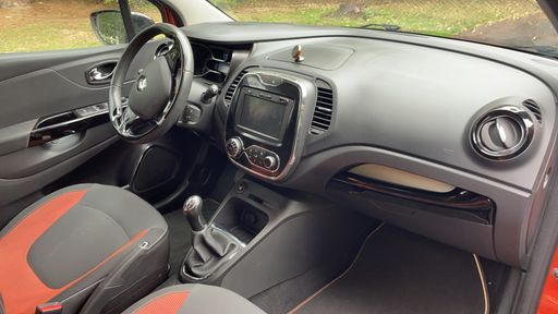 Renault Captur 1.5 dCi 90 Energy - Intens – 2013 – 118837 km – Diesel – Boîte Manuelle — photo 10