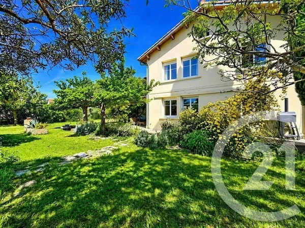 Maison 6 pièces 130 m²